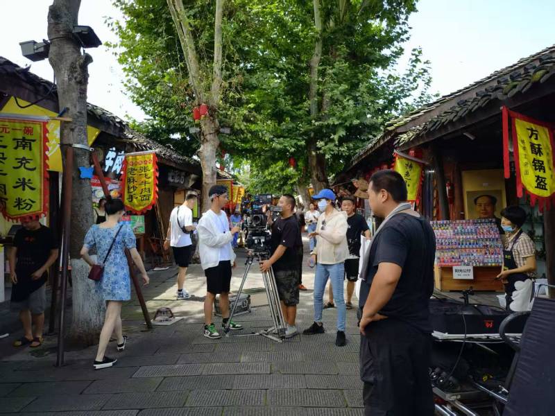 万荣县产品视频拍摄技术升级：AI与三维动画深度融合